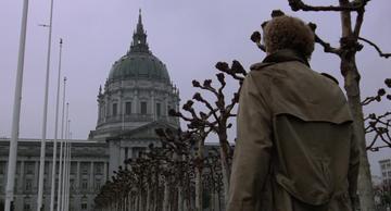Invasion of the Body Snatchers (1978)_The plaza at the end