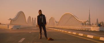 Mission Impossible - Ghost Protocol_Hunt on the bridge after the sandstorm has passed