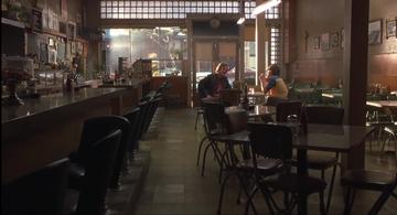 Almost Famous_Lester and William have a coffee