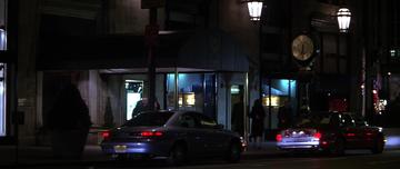 The Thomas Crown Affair_Crown and Banning have dinner