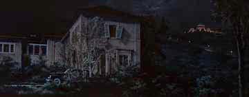 Rebel Without a Cause_The abandoned mansion