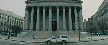Anora_The courthouse