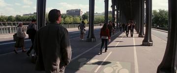 Inception_Cobb and Ariadne under the bridge