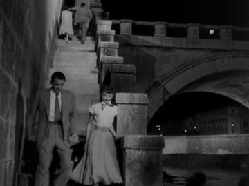 Roman Holiday_The riverside dancing