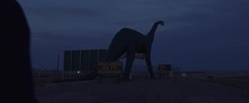 Nomadland_The 80ft Dinosaur