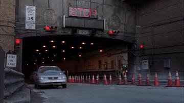 Elf_Buddy arrives in New York