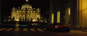 Spectre_Car chase through Rome