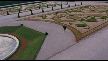 A Dangerous Method_Freud amongst the ornamental gardens