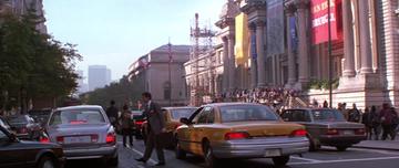 The Thomas Crown Affair_The art gallery