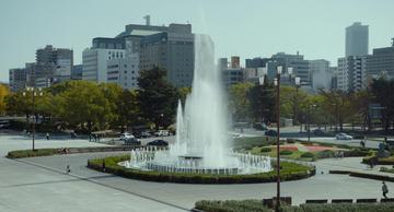 Drive My Car_The fountain in the park