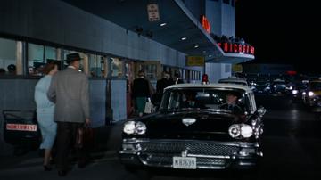 North by Northwest_The airport