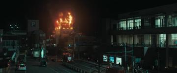 Monster (2023)_The building on fire