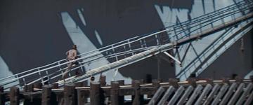 Magnum Force_Callahan runs on to the battleship