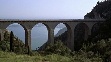 To Catch a Thief_The bridge