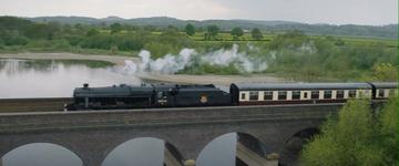 Stan & Ollie_The viaduct