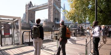 Ted Lasso_Ted and Coach view Tower Bridge